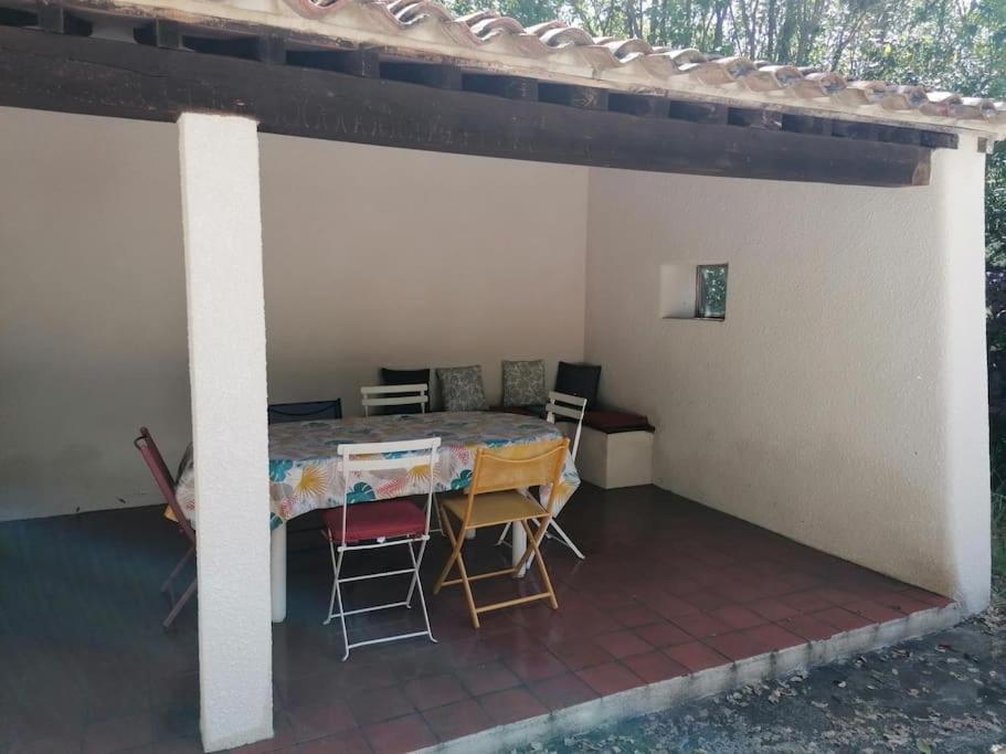 Studio Meyreuil-Terrasse-Au Calme En Campagne-Clim 外观 照片